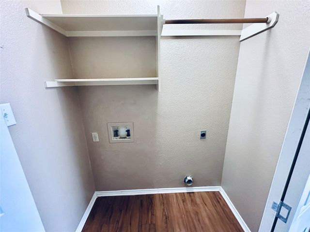 8814 Schick RD B, Austin, TX 78729