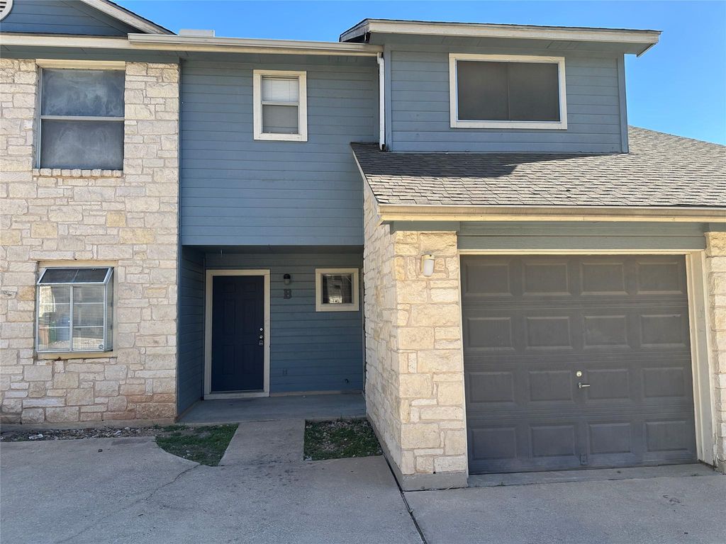 8814 Schick RD B, Austin, TX 78729