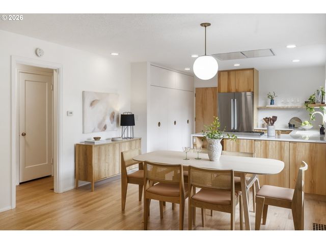 6345 Ne 35TH Pl, Portland, OR 97211