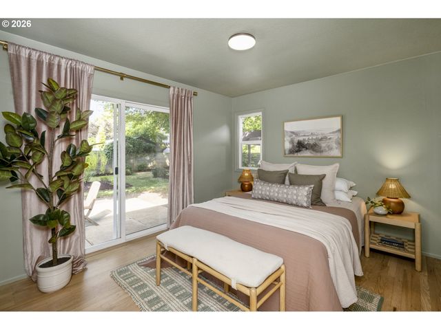 6345 Ne 35TH Pl, Portland, OR 97211