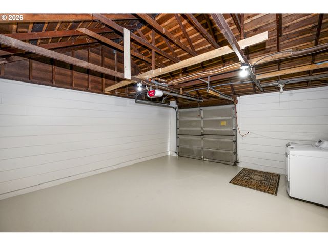 6345 Ne 35TH Pl, Portland, OR 97211