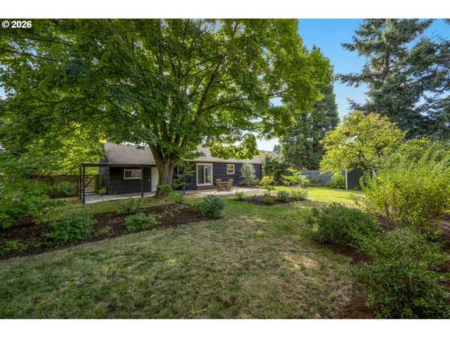 6345 Ne 35TH Pl, Portland, OR 97211