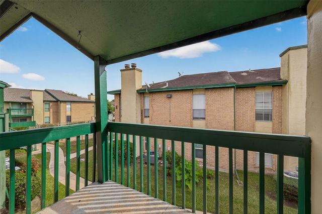 1516 Bay Area Boulevard H10, Houston, TX 77058