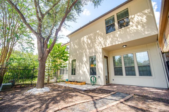 9147 Lago Crest Drive, Houston, TX 77054