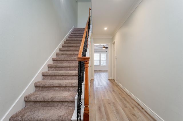 9147 Lago Crest Drive, Houston, TX 77054
