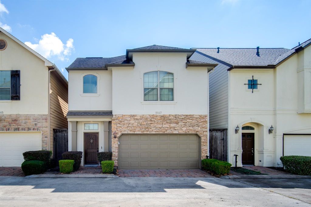 9147 Lago Crest Drive, Houston, TX 77054