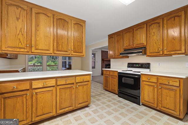 134 Cannafax Road, Barnesville, GA 30204