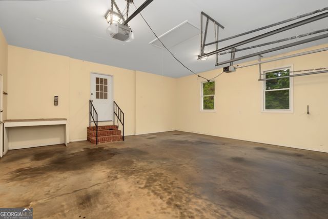 134 Cannafax Road, Barnesville, GA 30204