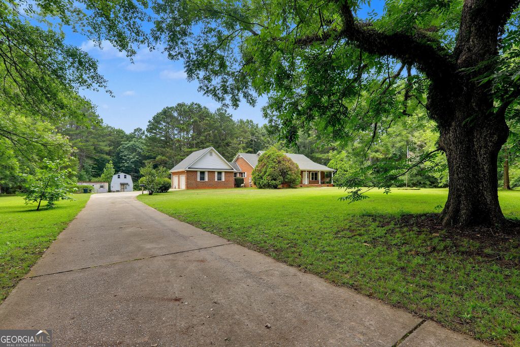 134 Cannafax Road, Barnesville, GA 30204
