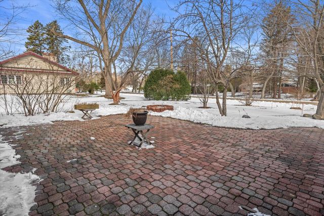 4950 James AVENUE, Wind Point, WI 53402