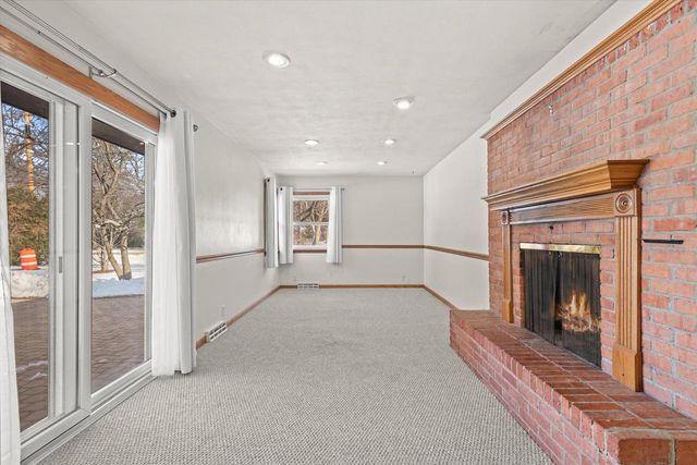 4950 James AVENUE, Wind Point, WI 53402