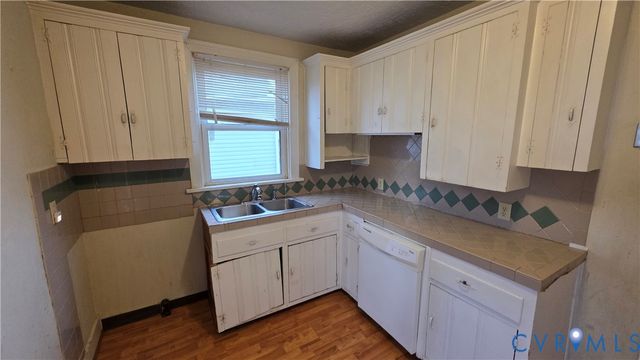 5318 Bloomingdale Ave, Henrico, VA 23228