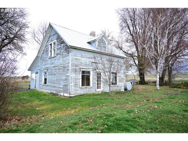 75938 SPRING HOLLOW Rd, Adams, OR 97810