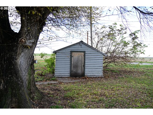 75938 SPRING HOLLOW Rd, Adams, OR 97810