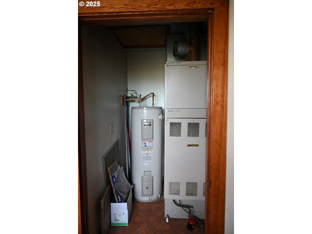 75938 SPRING HOLLOW Rd, Adams, OR 97810