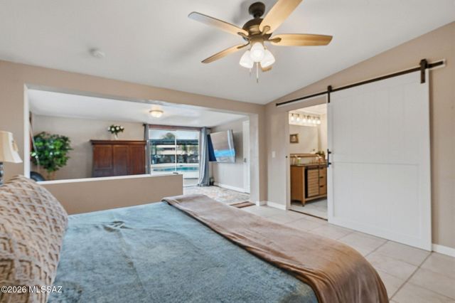 5353 N Oracle Jaynes Station Road, Tucson, AZ 85704