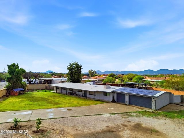 5353 N Oracle Jaynes Station Road, Tucson, AZ 85704