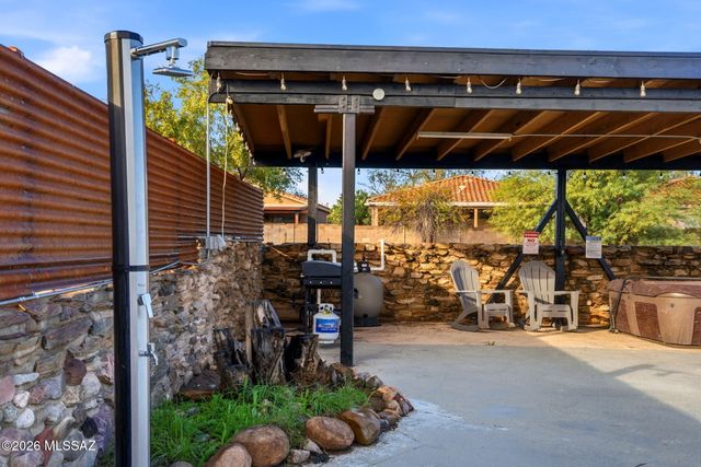 5353 N Oracle Jaynes Station Road, Tucson, AZ 85704