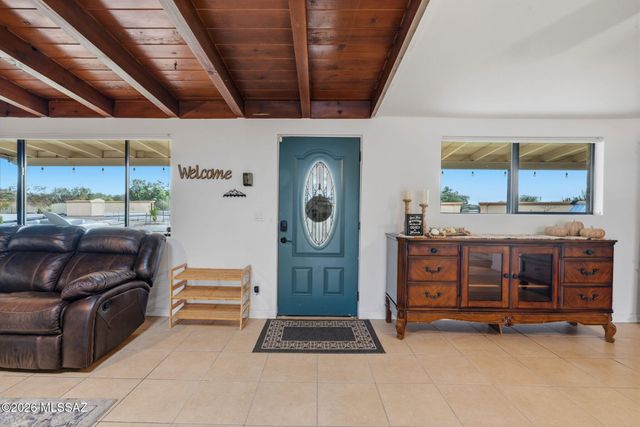 5353 N Oracle Jaynes Station Road, Tucson, AZ 85704