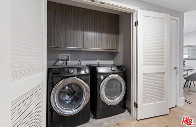 901 S Gramercy Drive 204, Los Angeles, CA 90019