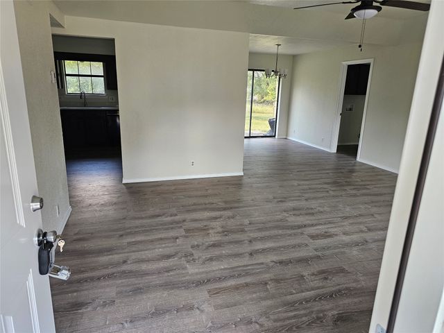 781 Hardeman, Italy, TX 76651
