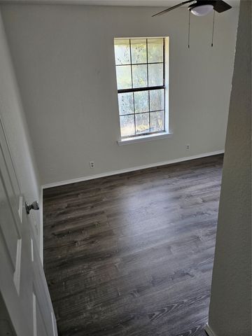 781 Hardeman, Italy, TX 76651