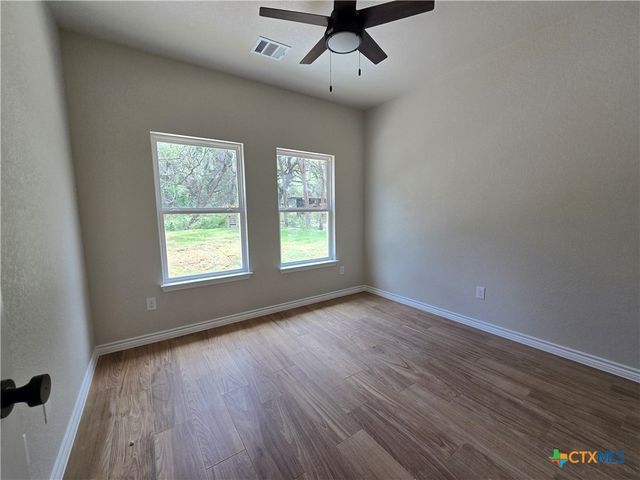 894 Luehlfing Drive, Canyon Lake, TX 78133