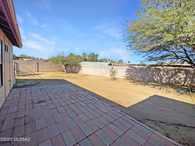 1792 W Ransom Oaks Drive, Tucson, AZ 85746