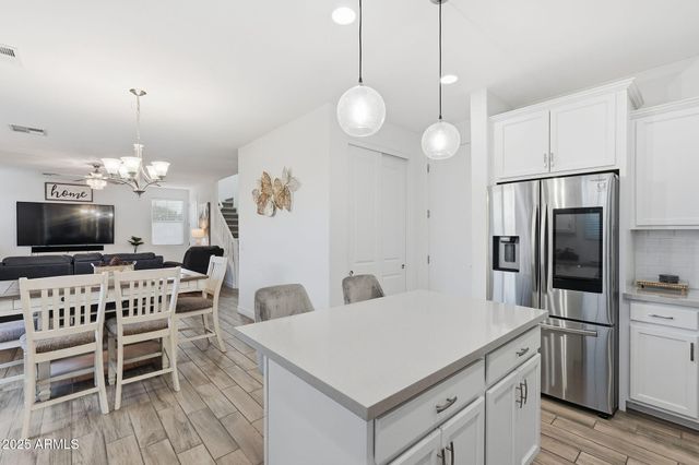 9460 E TUMERIC Avenue, Mesa, AZ 85212