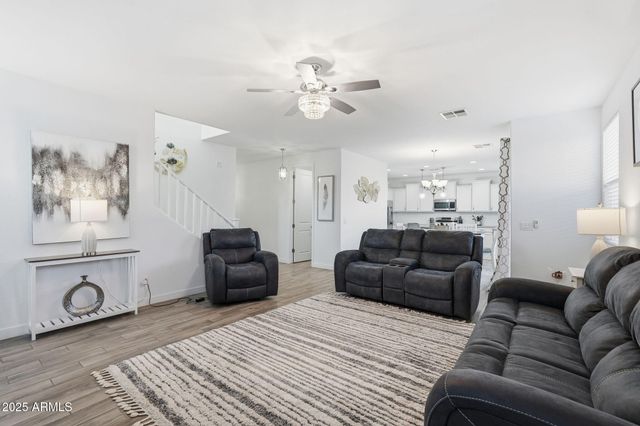 9460 E TUMERIC Avenue, Mesa, AZ 85212