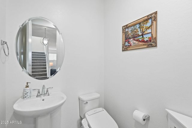 9460 E TUMERIC Avenue, Mesa, AZ 85212