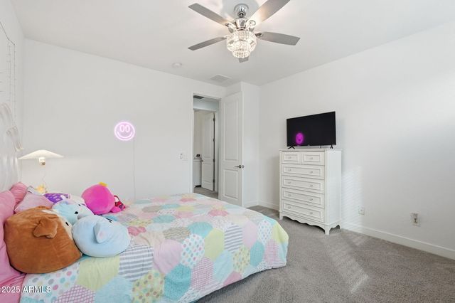 9460 E TUMERIC Avenue, Mesa, AZ 85212