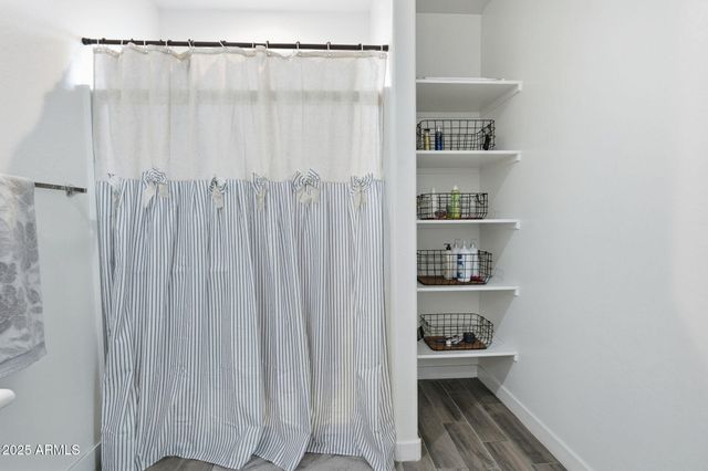 9460 E TUMERIC Avenue, Mesa, AZ 85212