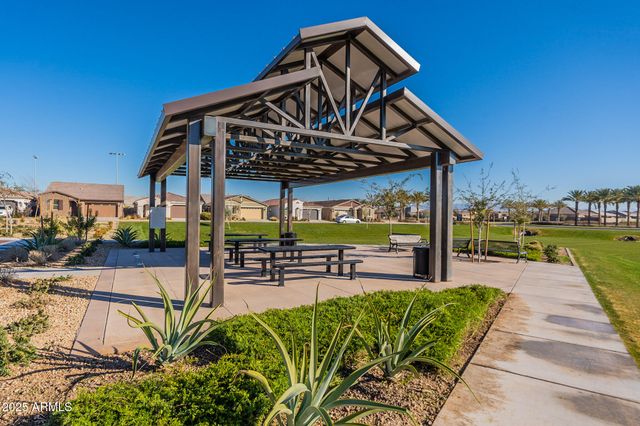 9460 E TUMERIC Avenue, Mesa, AZ 85212