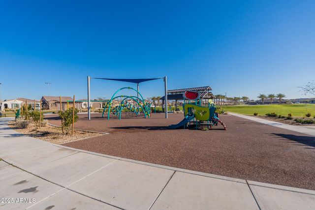 9460 E TUMERIC Avenue, Mesa, AZ 85212