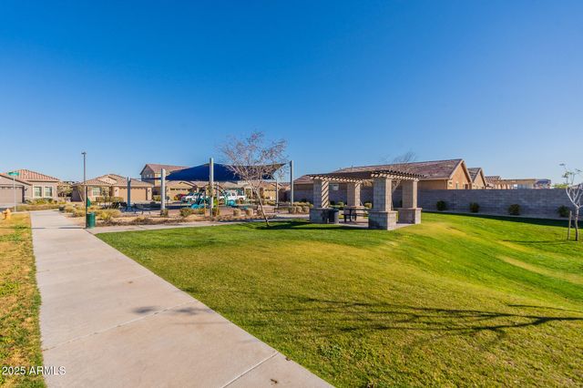 9460 E TUMERIC Avenue, Mesa, AZ 85212