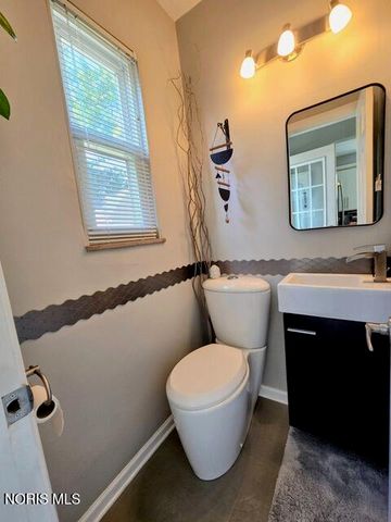 4421 Willys Parkway, Toledo, OH 43612
