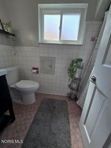 4421 Willys Parkway, Toledo, OH 43612