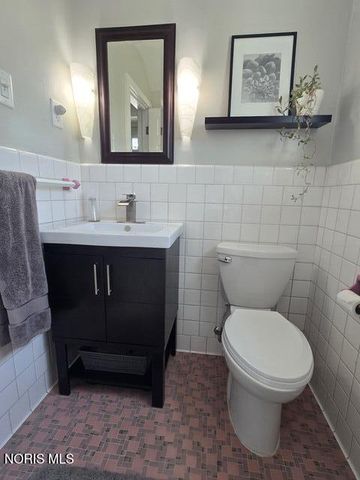 4421 Willys Parkway, Toledo, OH 43612