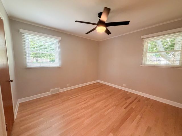 26W416 Macarthur Avenue, Carol Stream, IL 60188