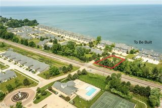 202 Whispering Shores, Vermilion, OH 44089