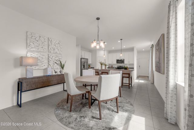 866 Castleford Avenue NE, Palm Bay, FL 32905
