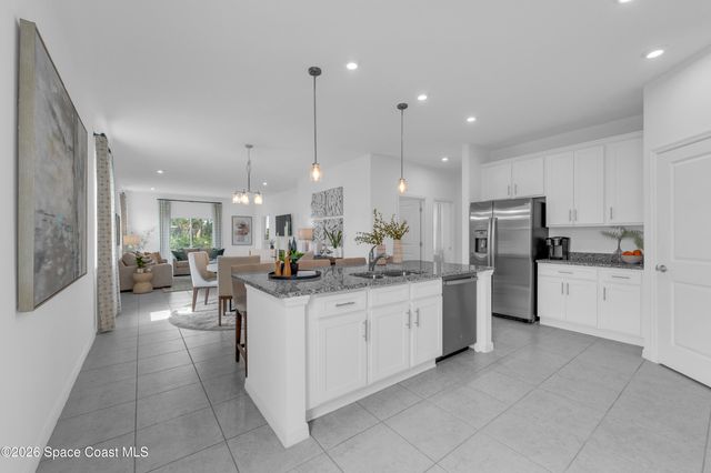 866 Castleford Avenue NE, Palm Bay, FL 32905