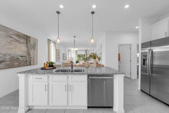 866 Castleford Avenue NE, Palm Bay, FL 32905