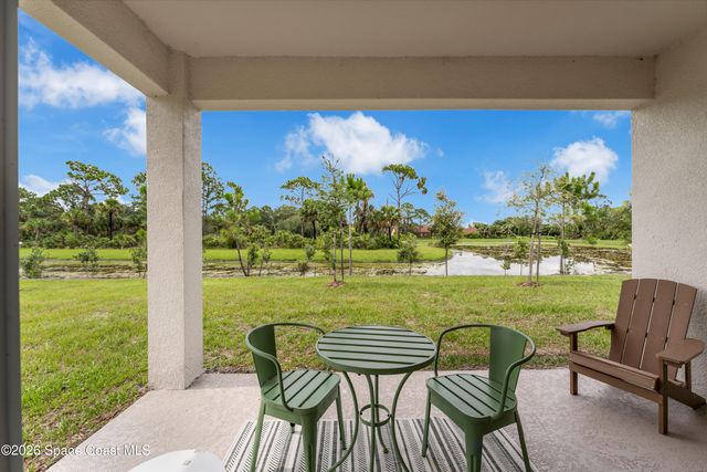 866 Castleford Avenue NE, Palm Bay, FL 32905