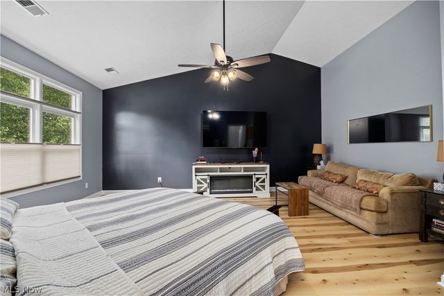 21766 Woodfield Trail, Strongsville, OH 44149