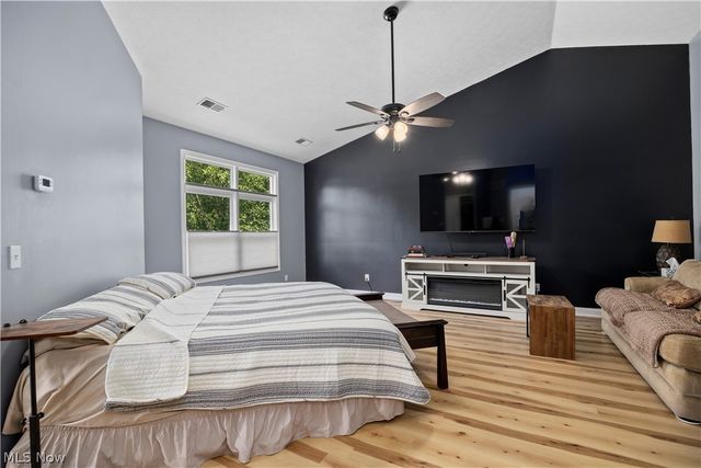 21766 Woodfield Trail, Strongsville, OH 44149