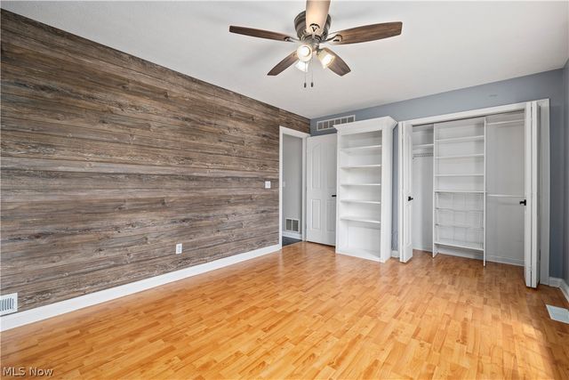 21766 Woodfield Trail, Strongsville, OH 44149
