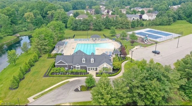 21766 Woodfield Trail, Strongsville, OH 44149