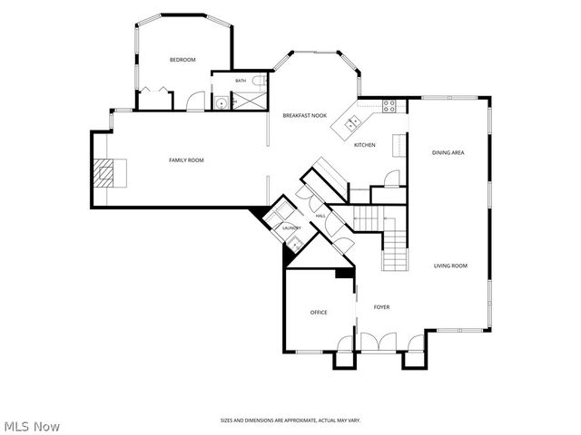 21766 Woodfield Trail, Strongsville, OH 44149